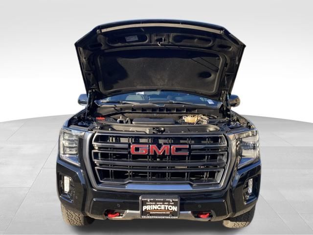 2022 GMC Yukon XL AT4