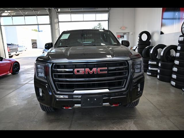 2022 GMC Yukon XL AT4