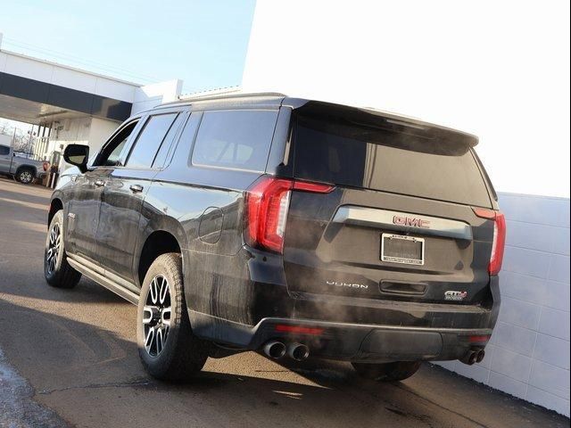 2022 GMC Yukon XL AT4