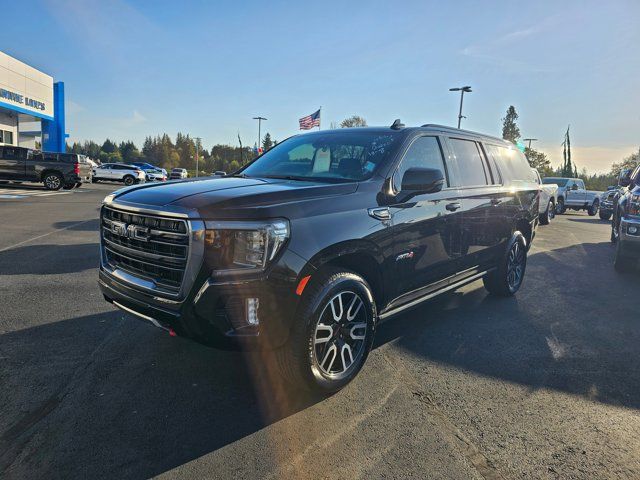 2022 GMC Yukon XL AT4