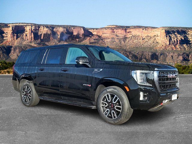 2022 GMC Yukon XL AT4