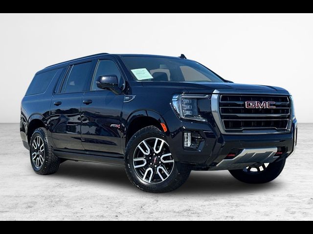 2022 GMC Yukon XL AT4