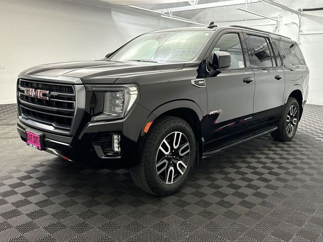 2022 GMC Yukon XL AT4