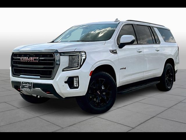 2022 GMC Yukon XL AT4