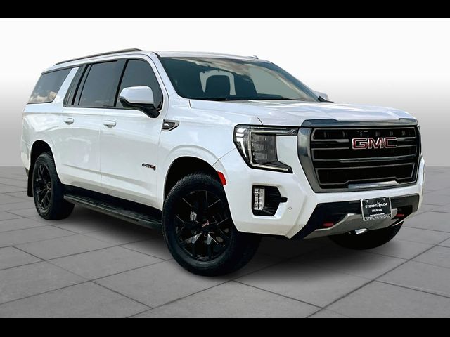 2022 GMC Yukon XL AT4