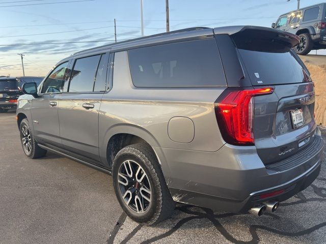 2022 GMC Yukon XL AT4