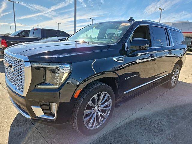 2022 GMC Yukon XL Denali