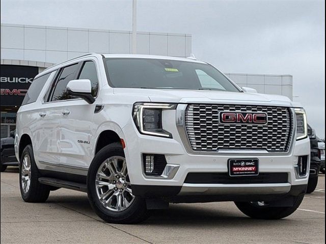 2022 GMC Yukon XL Denali