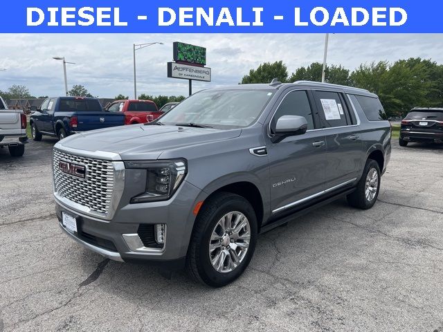 2022 GMC Yukon XL Denali