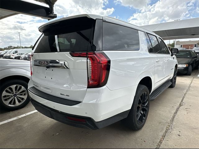 2022 GMC Yukon XL SLE