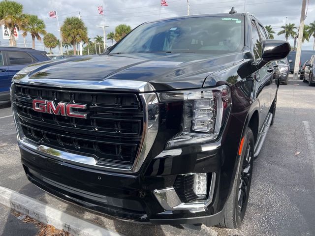 2022 GMC Yukon XL SLE