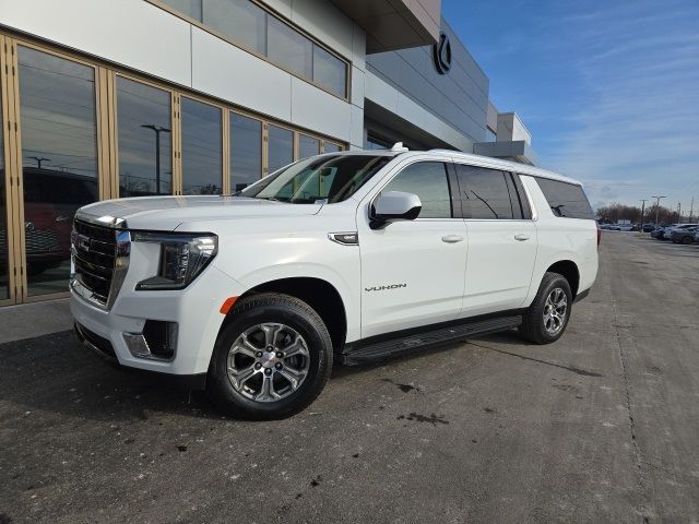 2022 GMC Yukon XL SLE