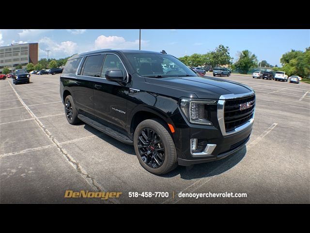 2022 GMC Yukon XL SLE