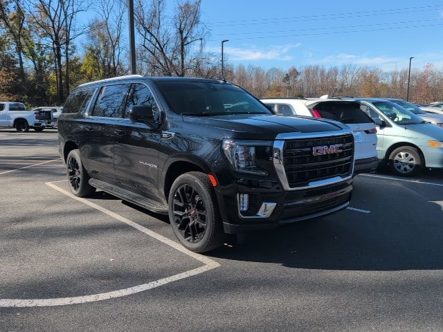 2022 GMC Yukon XL SLE