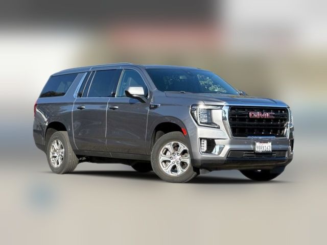 2022 GMC Yukon XL SLE