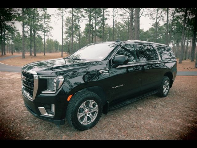 2022 GMC Yukon XL SLE