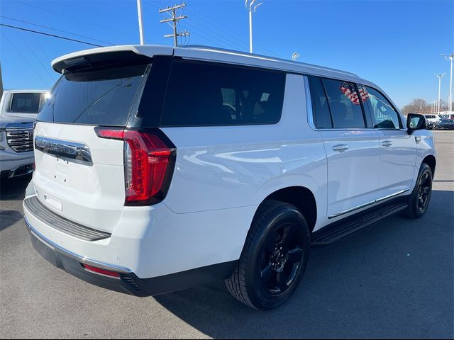 2022 GMC Yukon XL SLT