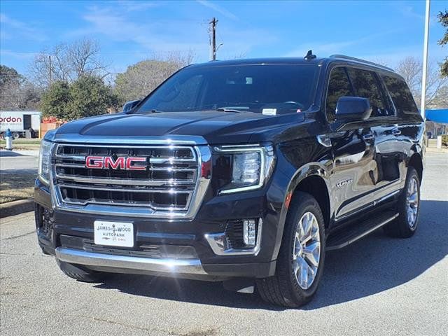 2022 GMC Yukon XL SLT