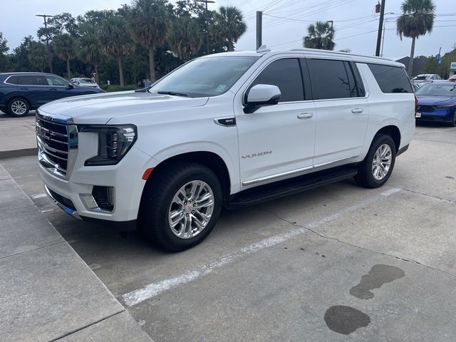 2022 GMC Yukon XL SLT