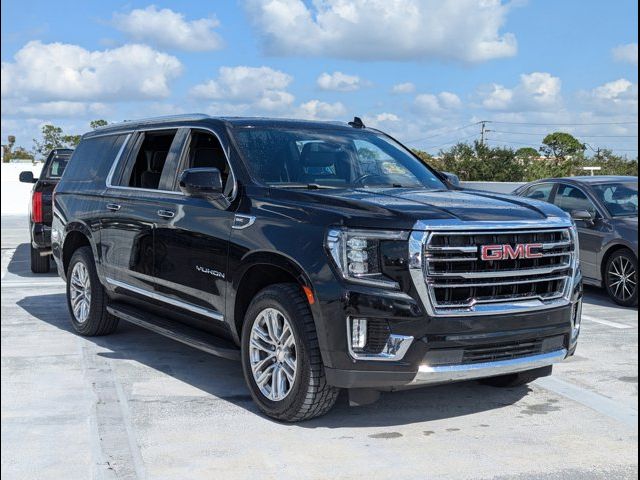 2022 GMC Yukon XL SLT