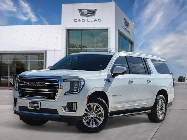 2022 GMC Yukon XL SLT