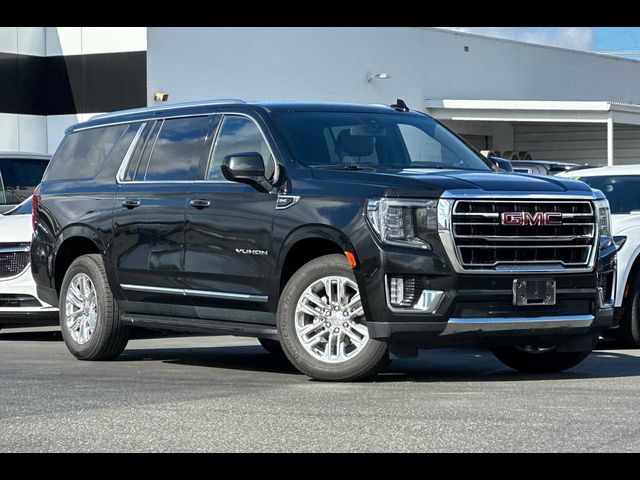 2022 GMC Yukon XL SLT