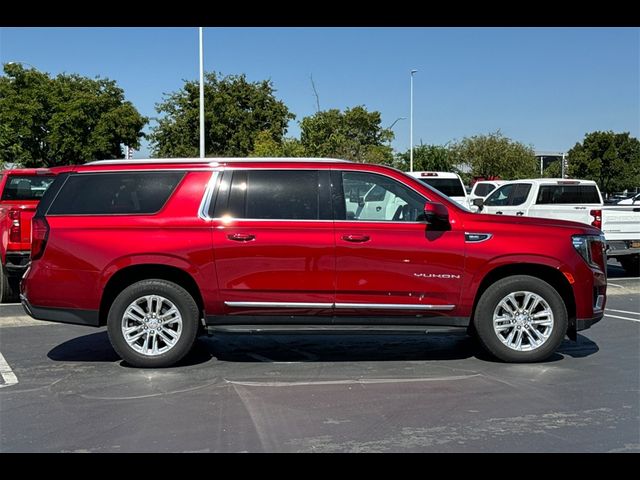 2022 GMC Yukon XL SLT