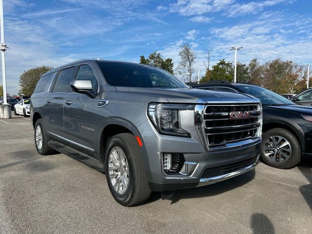 2022 GMC Yukon XL SLT