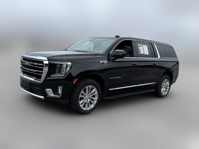 2022 GMC Yukon XL SLT