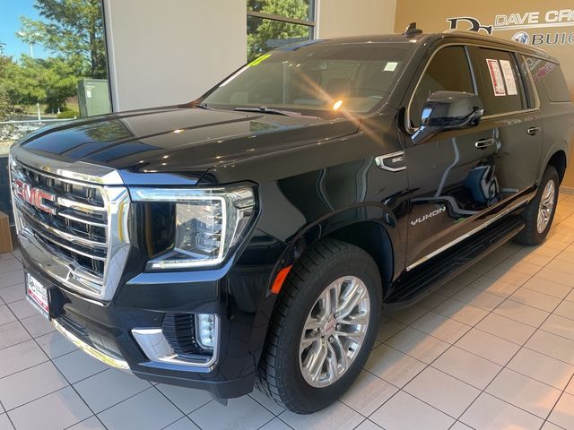 2022 GMC Yukon XL SLT