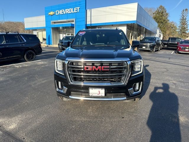 2022 GMC Yukon XL SLT