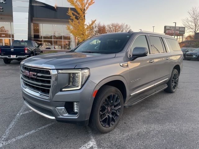 2022 GMC Yukon XL SLT