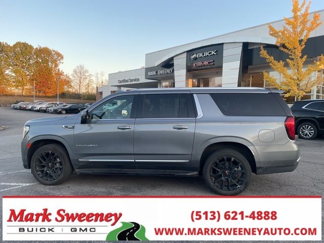 2022 GMC Yukon XL SLT