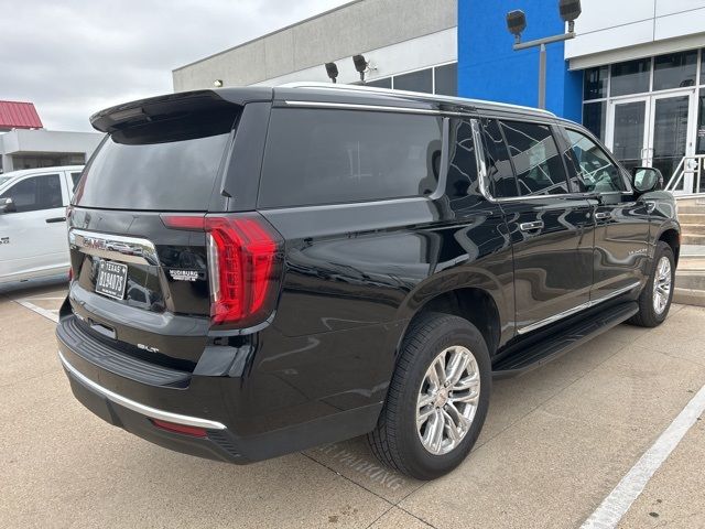 2022 GMC Yukon XL SLT