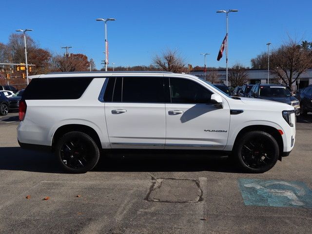 2022 GMC Yukon XL SLT