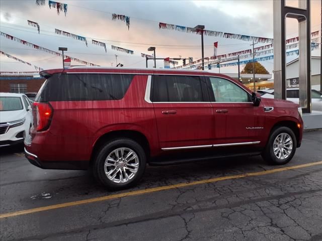 2022 GMC Yukon XL SLT