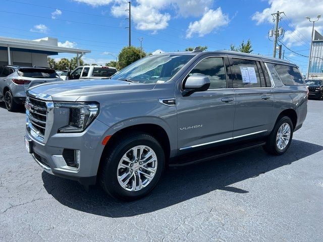 2022 GMC Yukon XL SLT