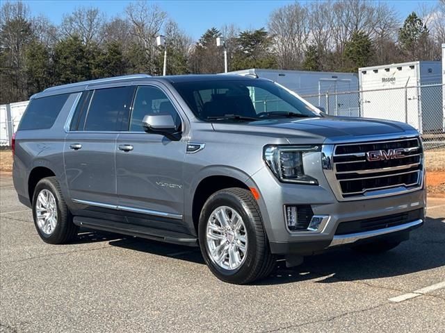 2022 GMC Yukon XL SLT