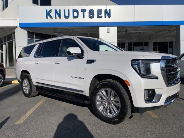 2022 GMC Yukon XL SLT