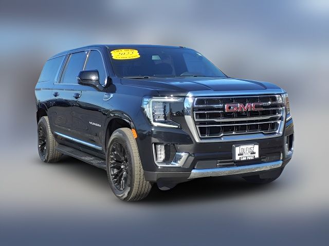 2022 GMC Yukon XL SLT