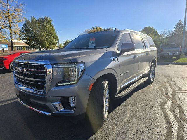 2022 GMC Yukon XL SLT