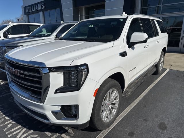 2022 GMC Yukon XL SLT