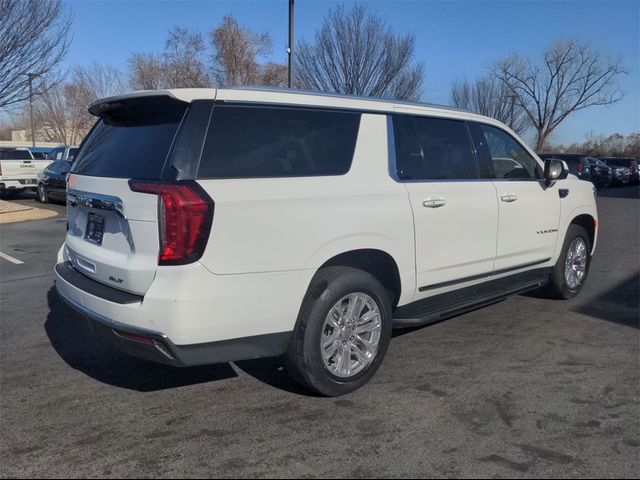 2022 GMC Yukon XL SLT