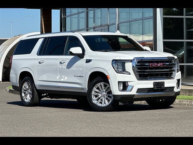 2022 GMC Yukon XL SLT