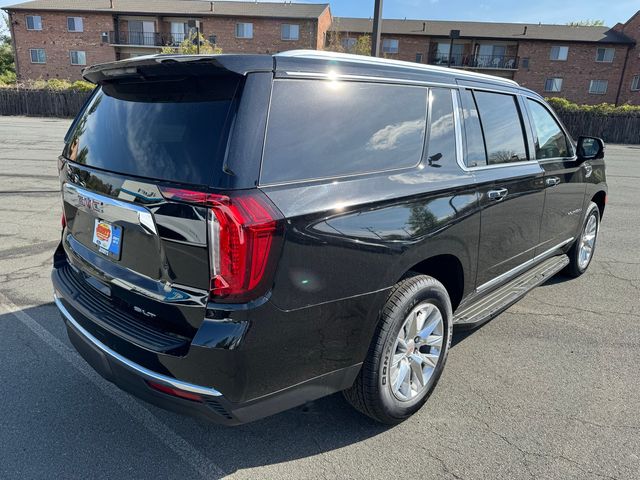 2022 GMC Yukon XL SLT