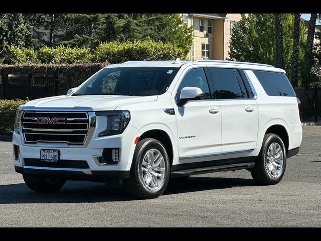 2022 GMC Yukon XL SLT