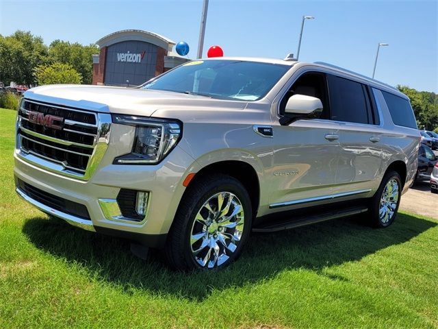 2022 GMC Yukon XL SLT