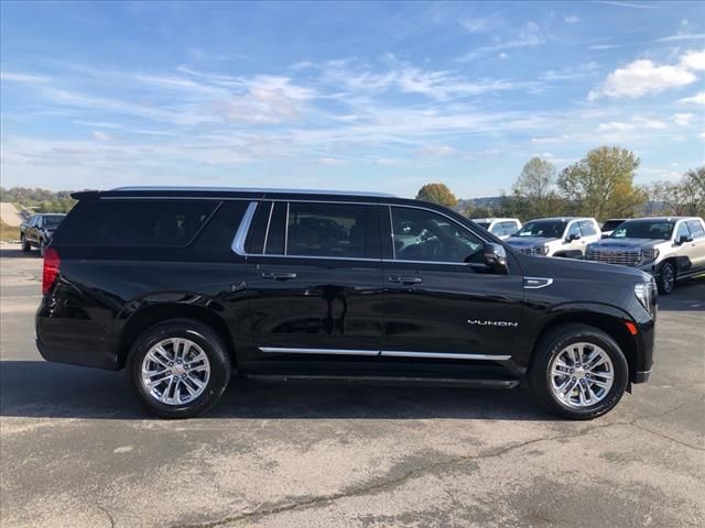 2022 GMC Yukon XL SLT