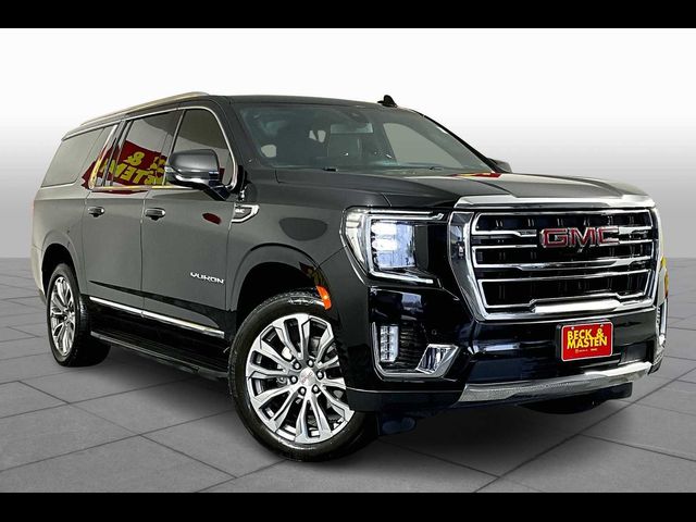 2022 GMC Yukon XL SLT