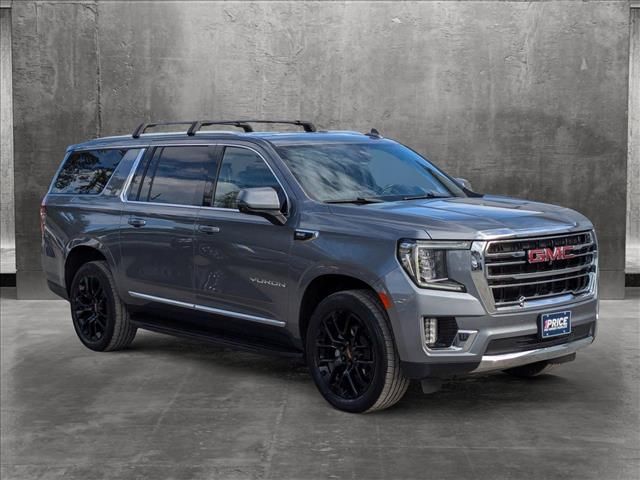 2022 GMC Yukon XL SLT